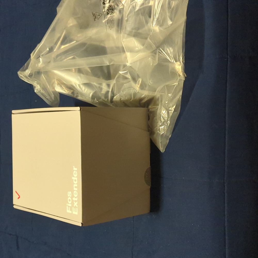 NIB Verizon Wi-Fi extender, E3200 (I have (3) this is a listing for (1)